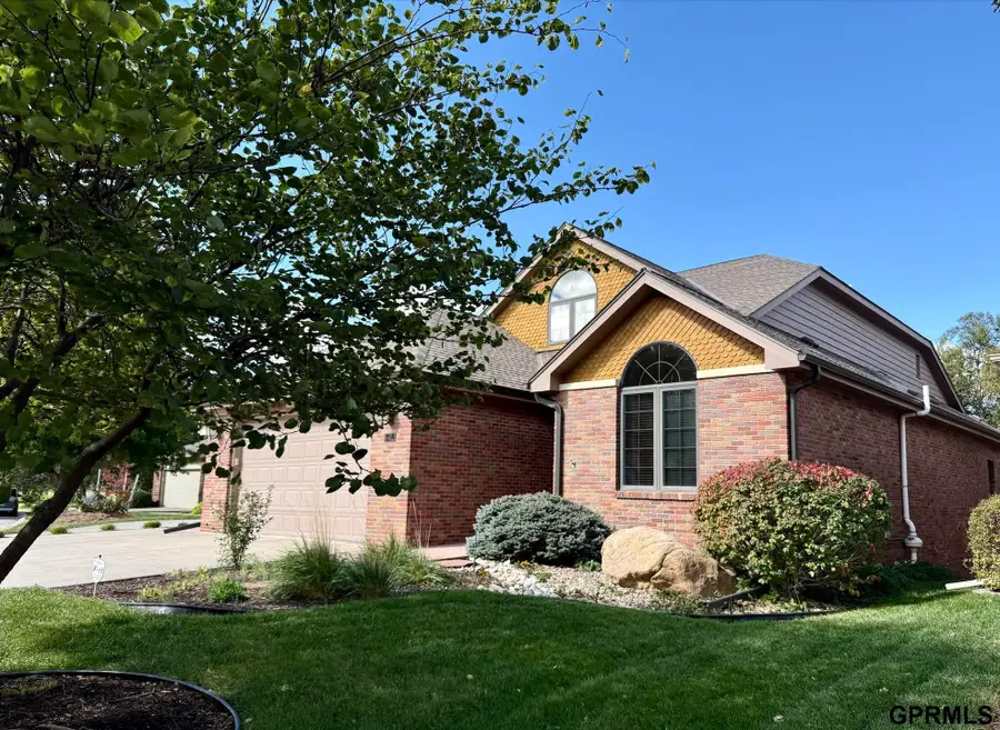 6412 Chesterfield Court, Lincoln, NE 68510 - #2