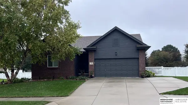 7706 S 169th Street, Omaha, NE 68136