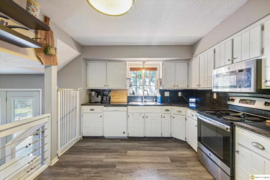 306 N 155th Circle, Omaha, NE 68154 - #3