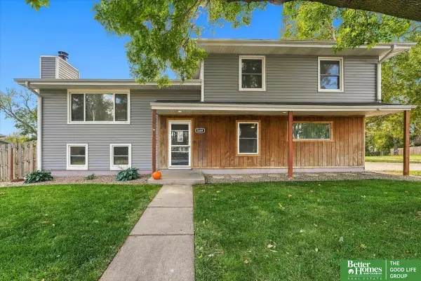 5604 S 111 Street, Omaha, NE 68137