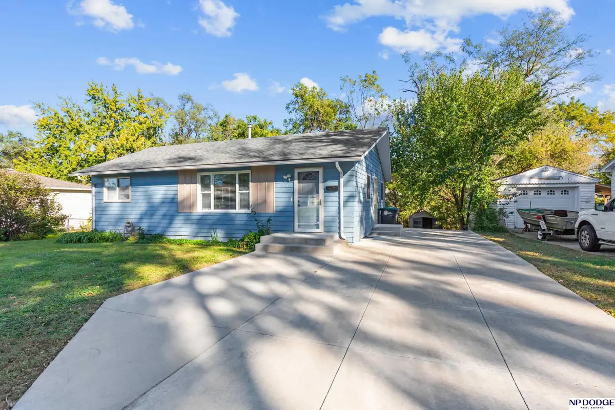 1621 Cole Creek Drive, Omaha, NE 68114 - #1