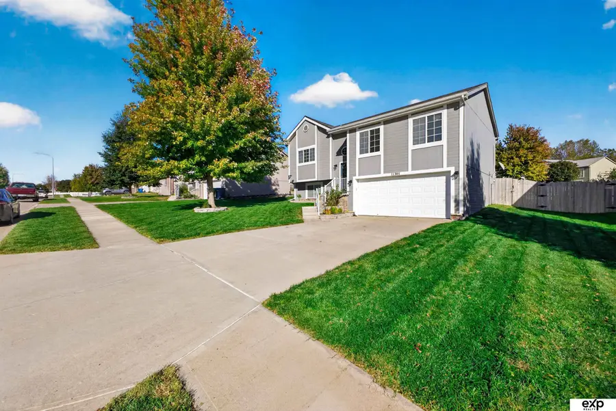 11305 S 212th Street, Gretna, NE 68028 - #3