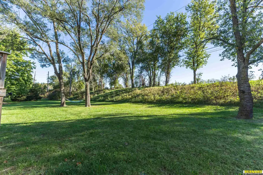 2301 Lynch Avenue, Auburn, NE 68305 - #2