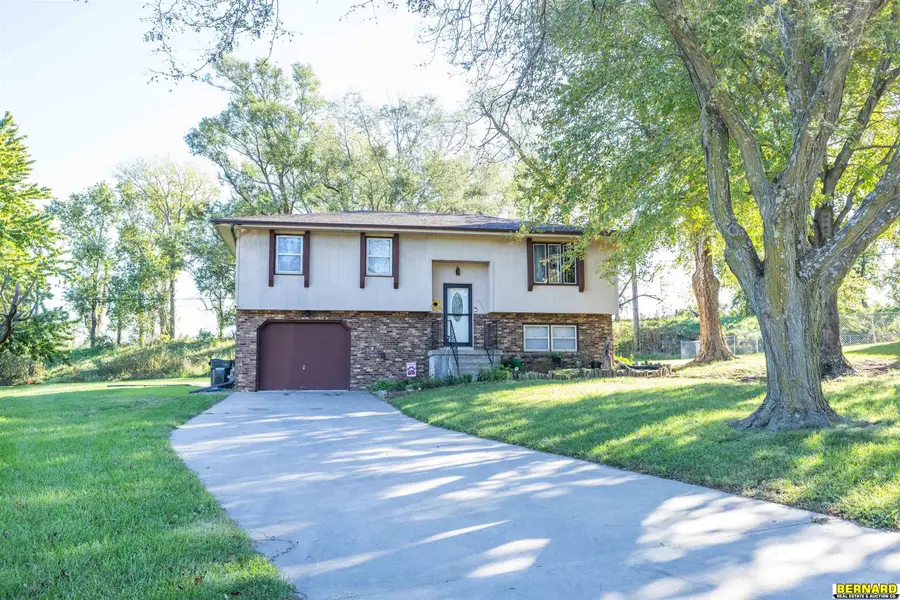 2301 Lynch Avenue, Auburn, NE 68305 - #3