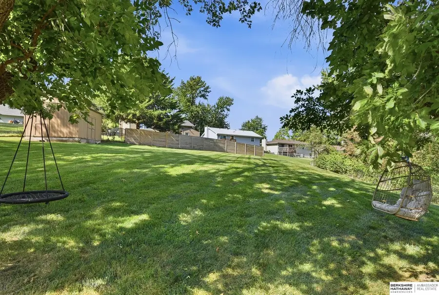 7704 S 76th Avenue, La Vista, NE 68128 - #2