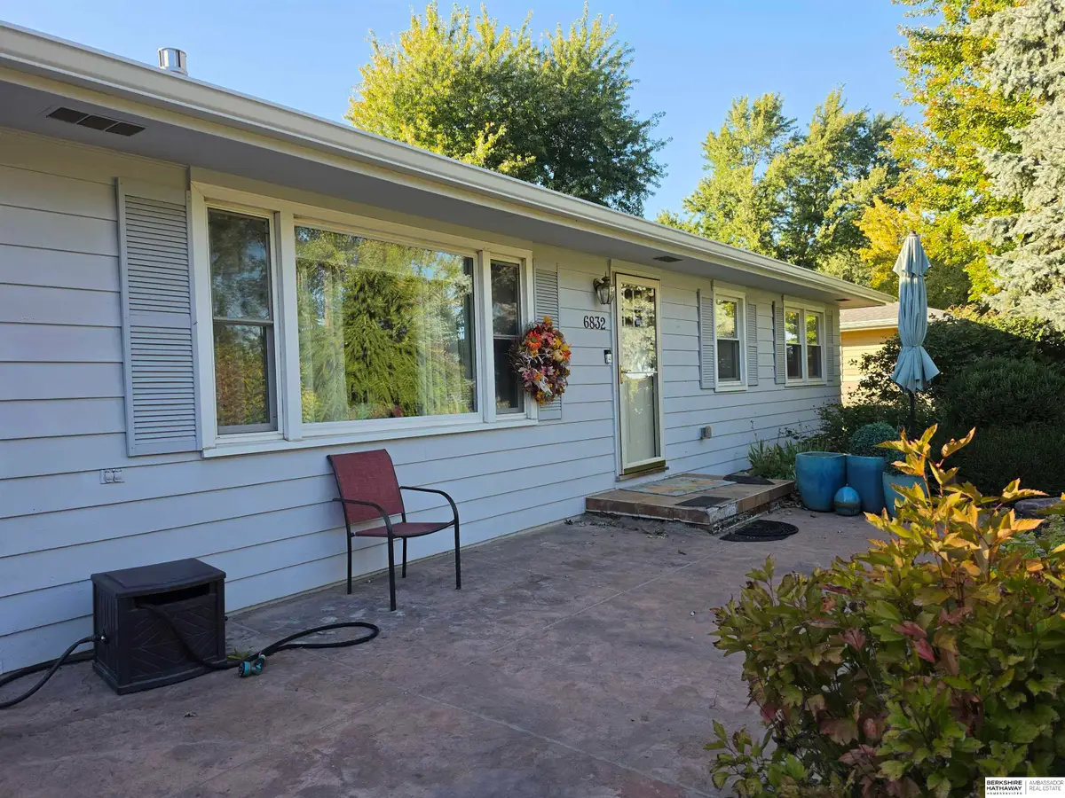 6832 N 56 Street, Omaha, NE 68152 - #1