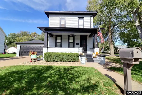 946 E 6th Street, Fremont, NE 68025