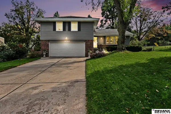 4723 N 107 Street, Omaha, NE 68134