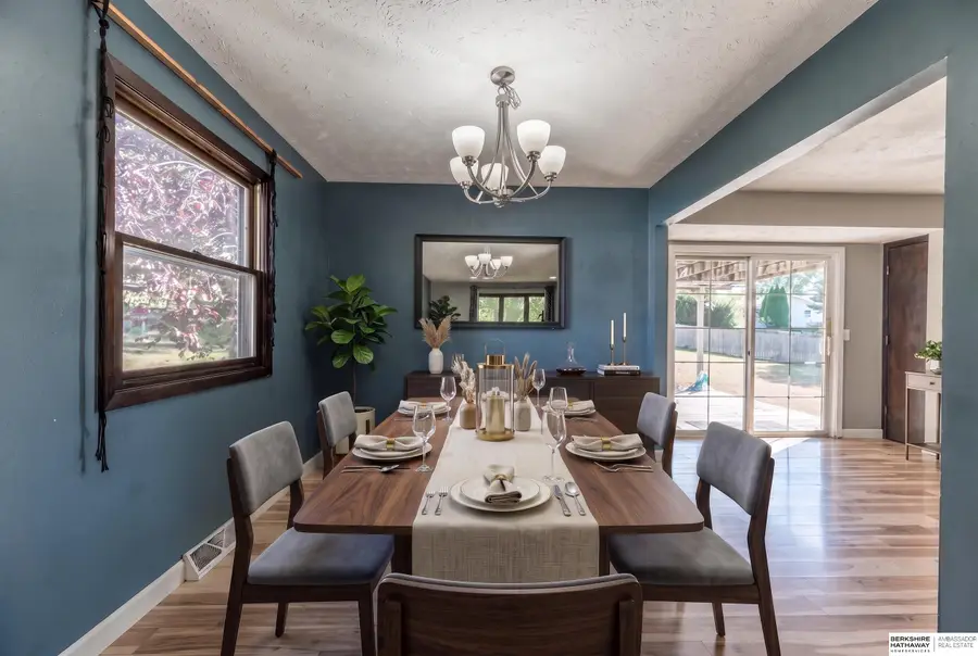 2801 Mars Circle, Bellevue, NE 68005 - #2