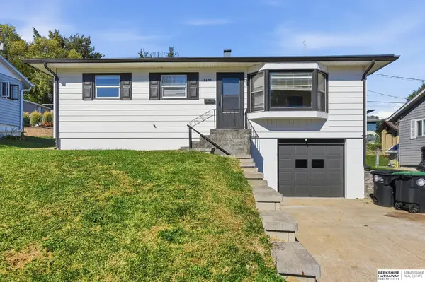 3632 Spring Street, Omaha, NE 68105