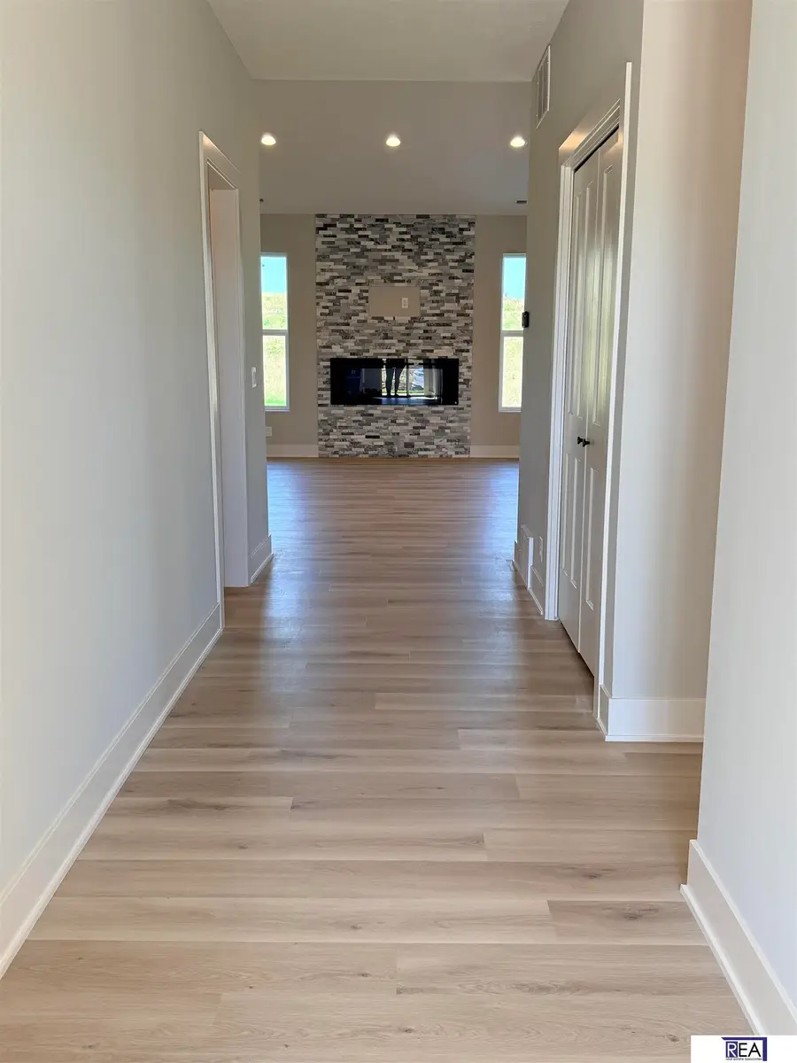 8814 Legacy Street, Papillion, NE 68046 - #2