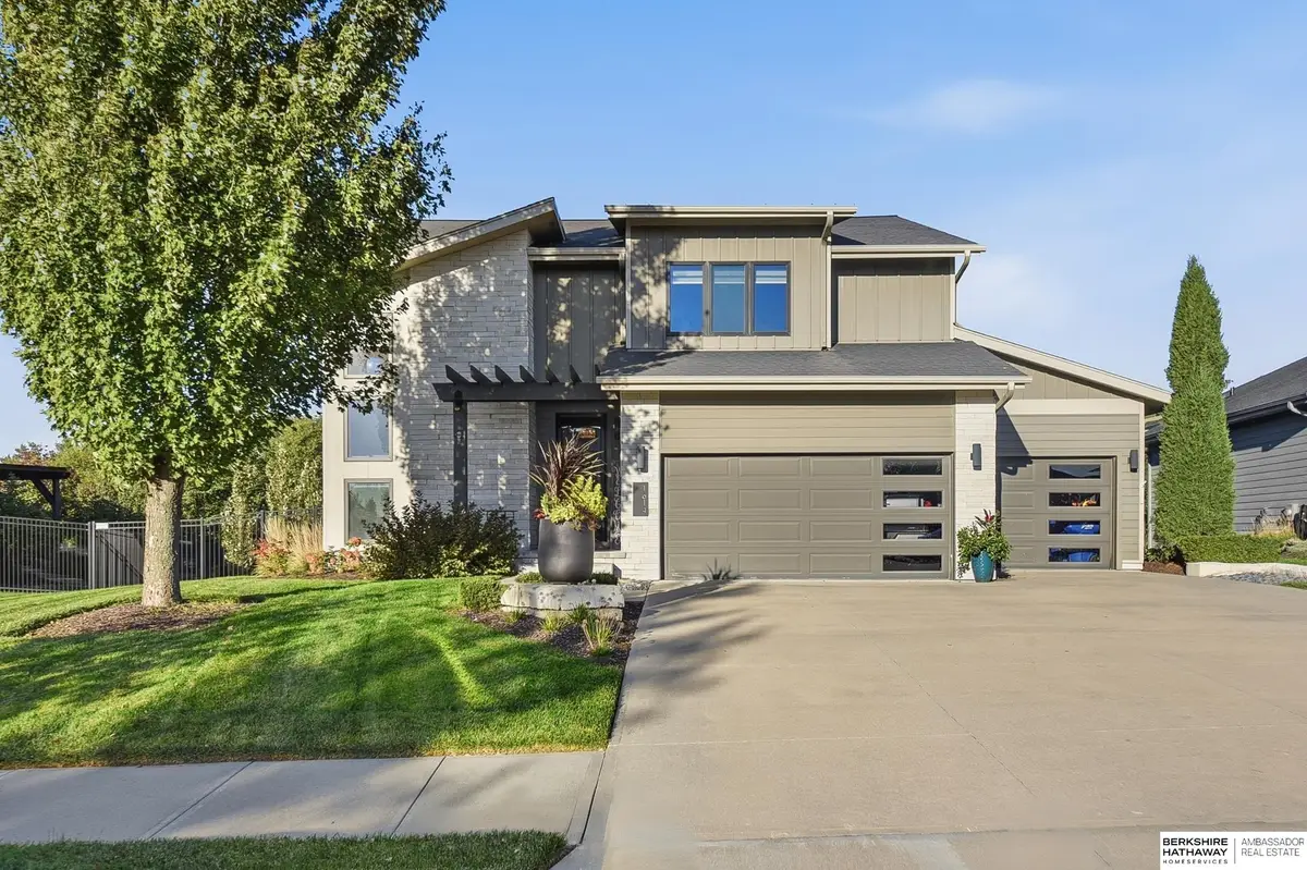 1614 S 221st Circle, Elkhorn, NE 68022 - #1