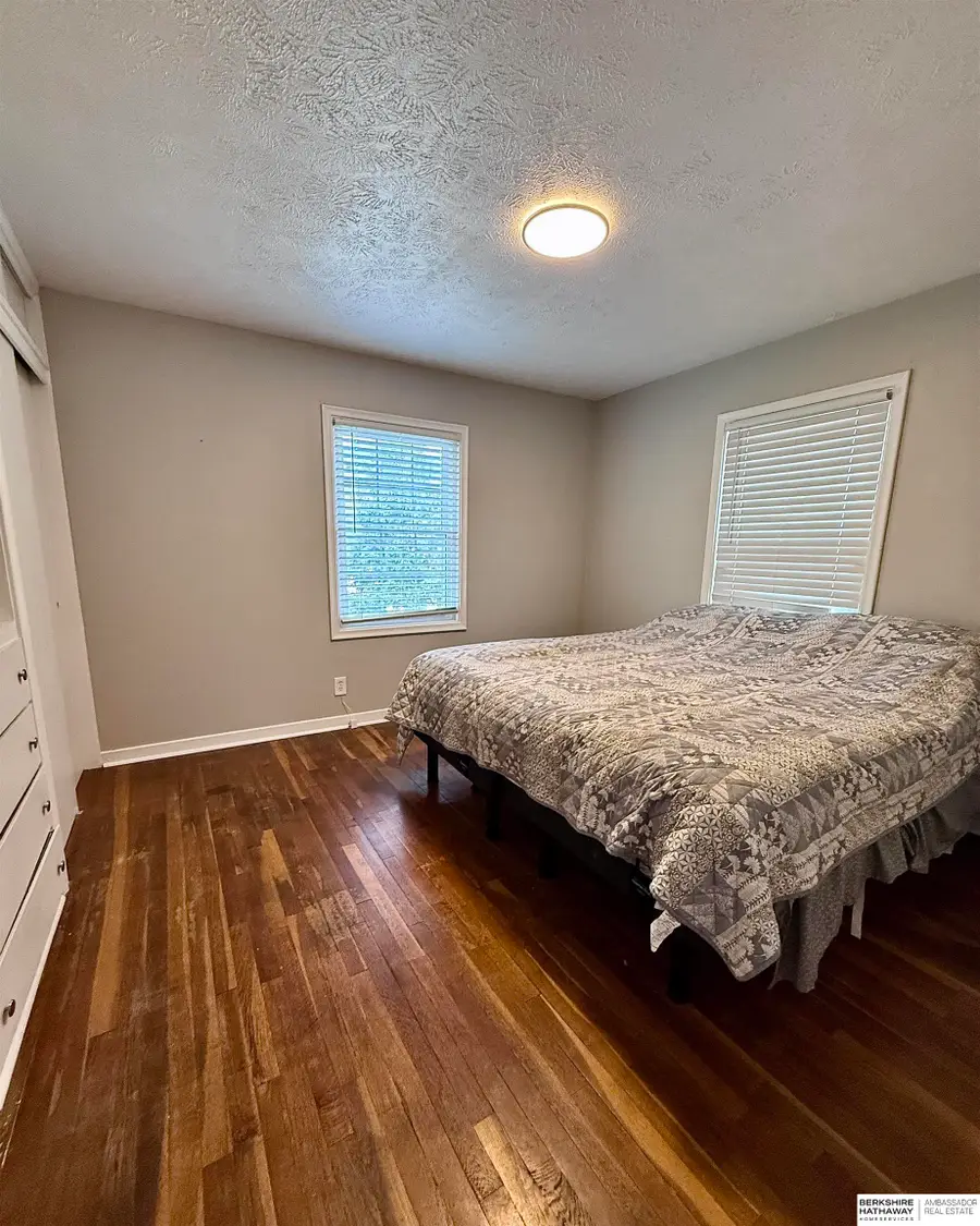 5805 Manderson Street, Omaha, NE 68104 - #2
