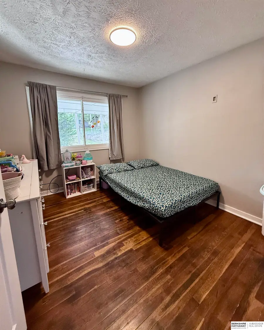 5805 Manderson Street, Omaha, NE 68104 - #3