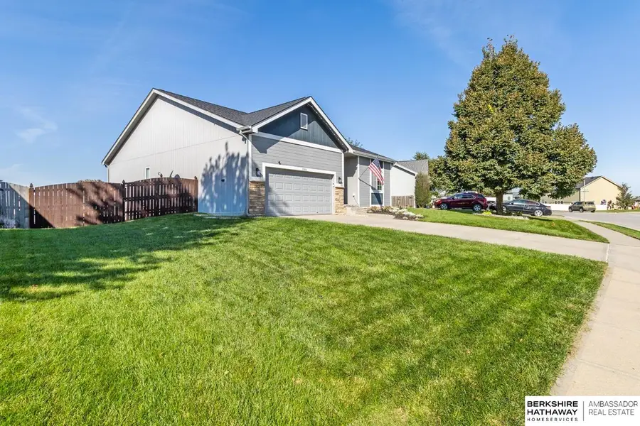 13806 Clearwater Drive, Papillion, NE 68133 - #2
