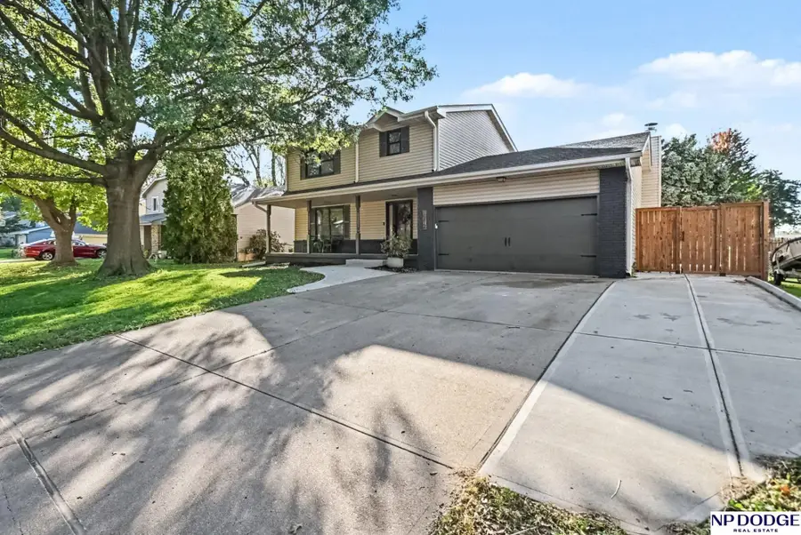 1212 Cedarwoods Drive, Papillion, NE 68046 - #2