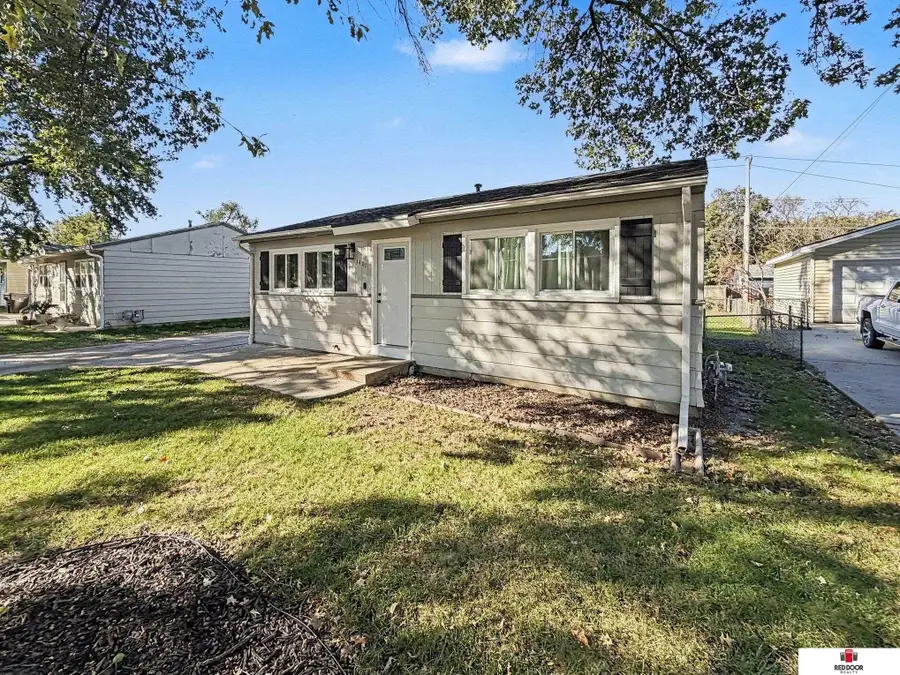 1401 N 55th Street, Lincoln, NE 68504 - #2