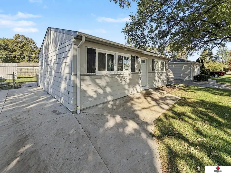 1401 N 55th Street, Lincoln, NE 68504 - #3