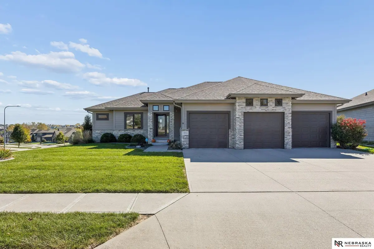 8904 N 172nd Street, Bennington, NE 68007 - #1