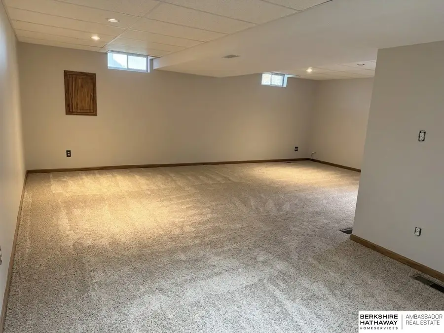 16417 Madison Street, Omaha, NE 68135 - #2