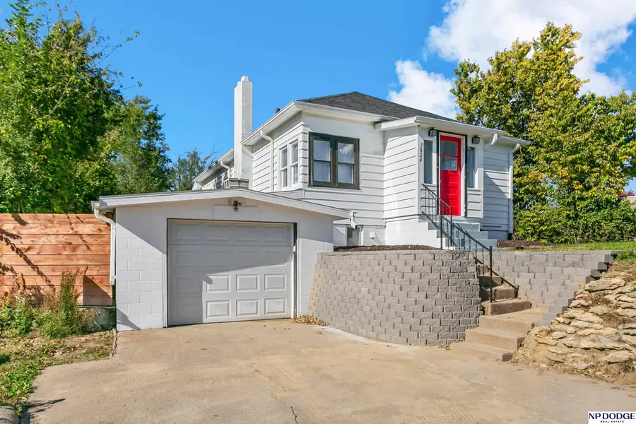 7824 N 36 Street, Omaha, NE 68112 - #3