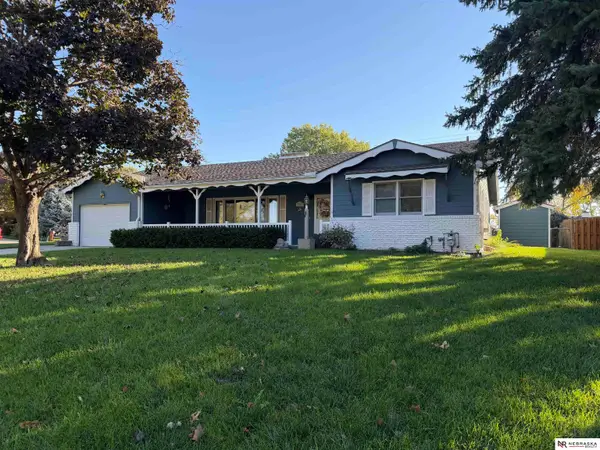 12605 Cryer Avenue, Omaha, NE 68144