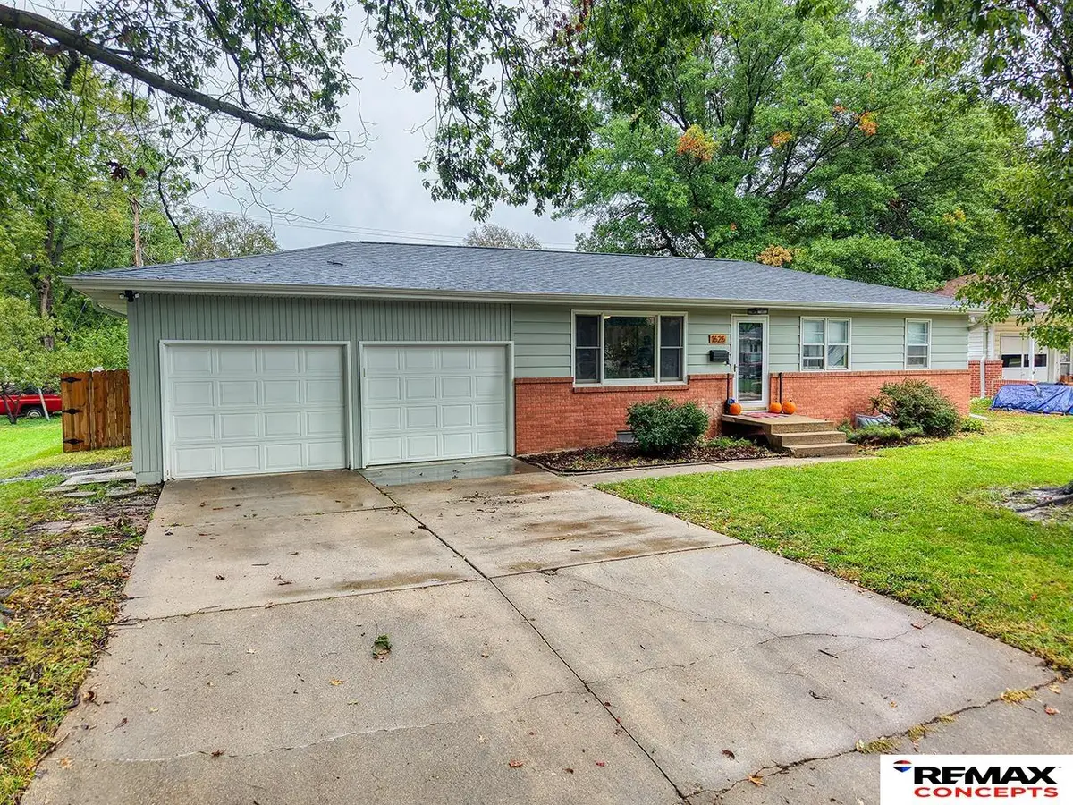 1626 Sara Road, Beatrice, NE 68310 - #1