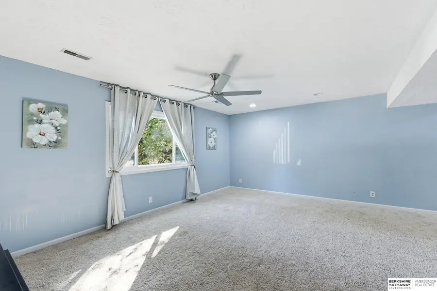 1024 S 218 Street, Elkhorn, NE 68022 - #2