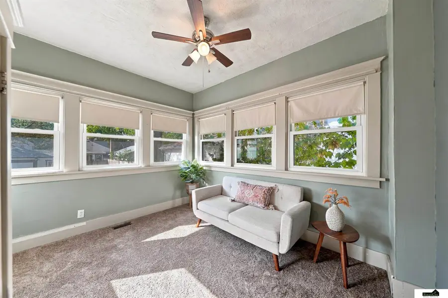 721 S 32nd Street, Lincoln, NE 68510 - #2