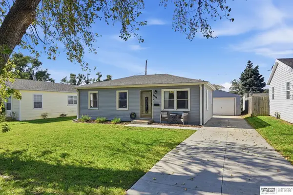 4508 S 61st Street, Omaha, NE 68117