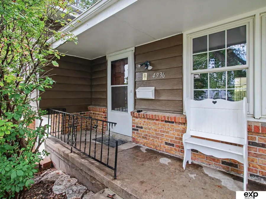 4936 S 95 Avenue, Omaha, NE 68127 - #2