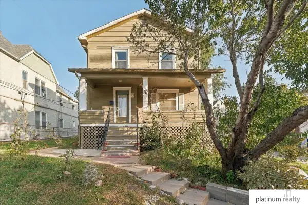 3110 Poppleton Avenue, Omaha, NE 68105
