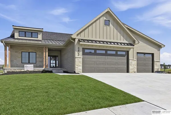 21445 Morning View Drive, Elkhorn, NE 68022