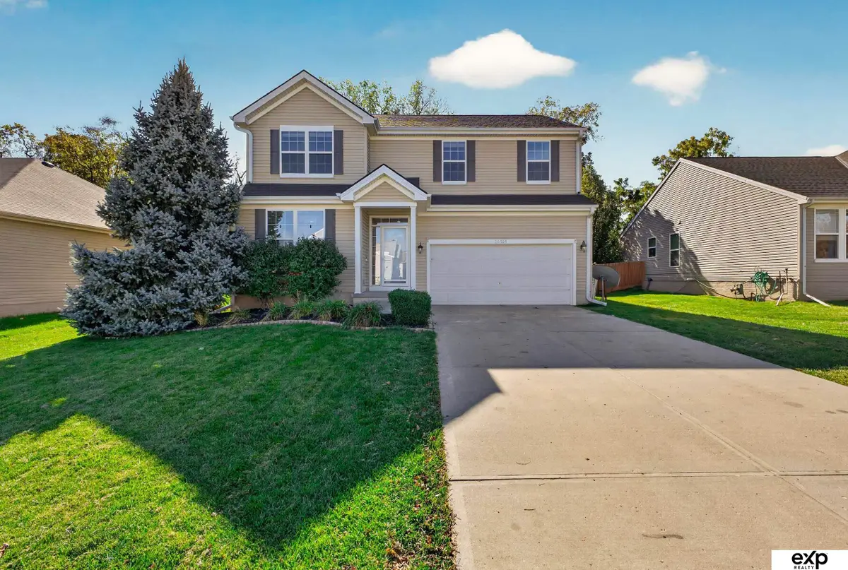 20809 Veterans Drive, Elkhorn, NE 68022 - #1