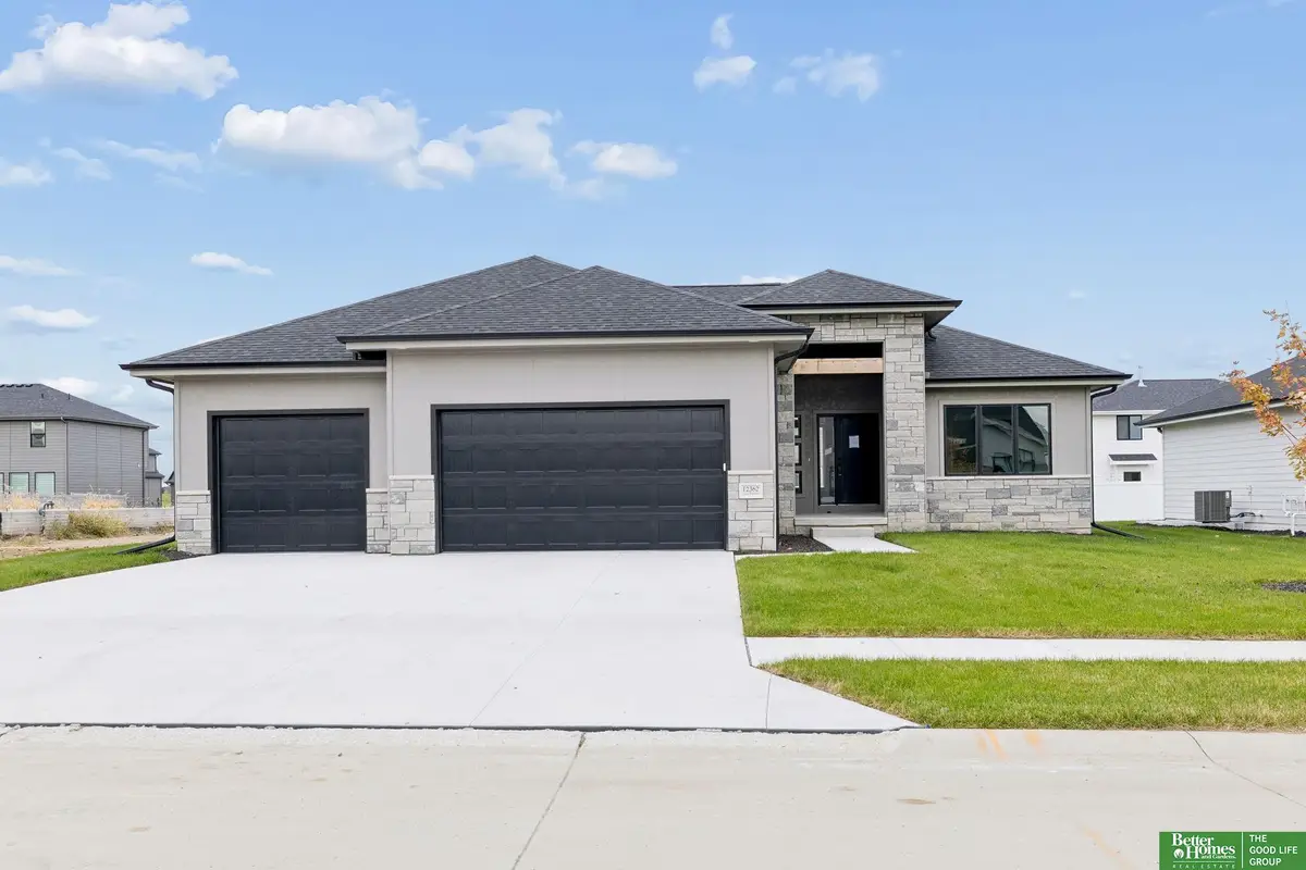 12362 Lake Vista Drive, Papillion, NE 68046 - #1