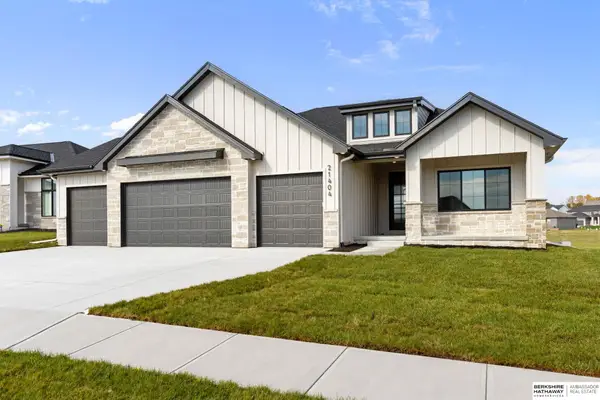 21404 Morning View Drive, Elkhorn, NE 68022