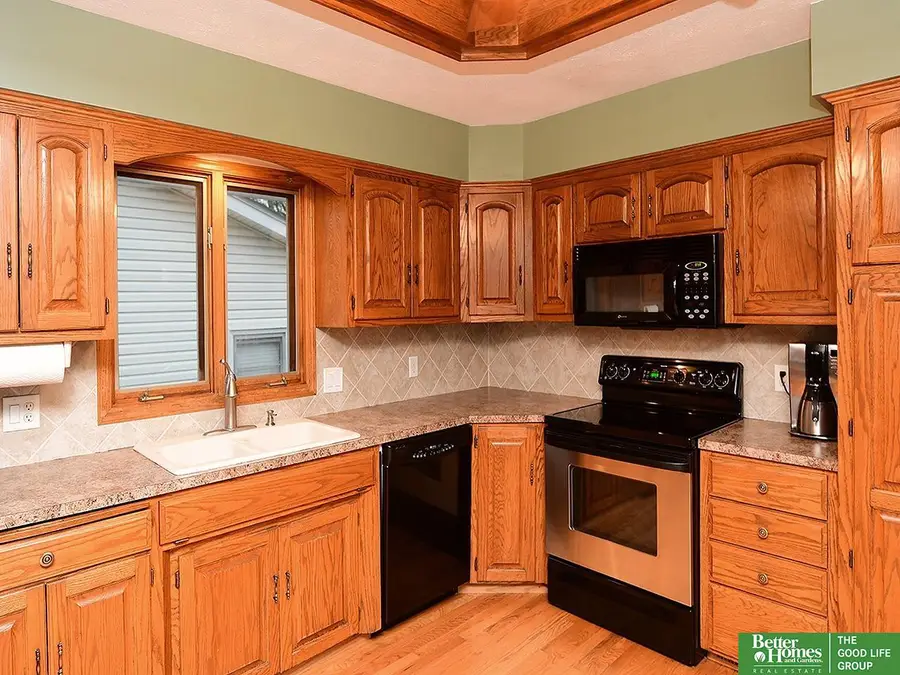 4918 Bancroft Street, Omaha, NE 68106 - #3