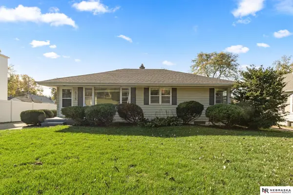 6715 Mason Street, Omaha, NE 68106