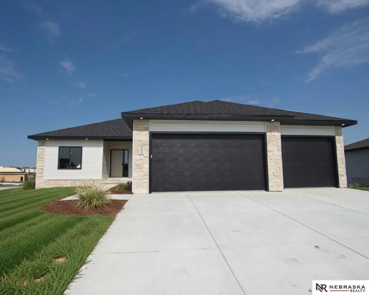 9400 Dalton Drive, Lincoln, NE 68516 - #1