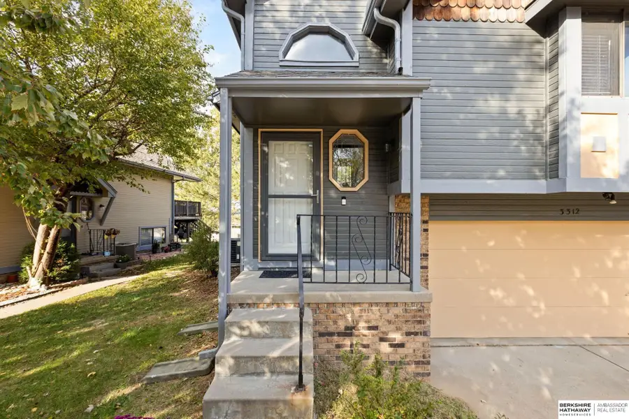 3312 Comstock Avenue, Bellevue, NE 68123 - #3