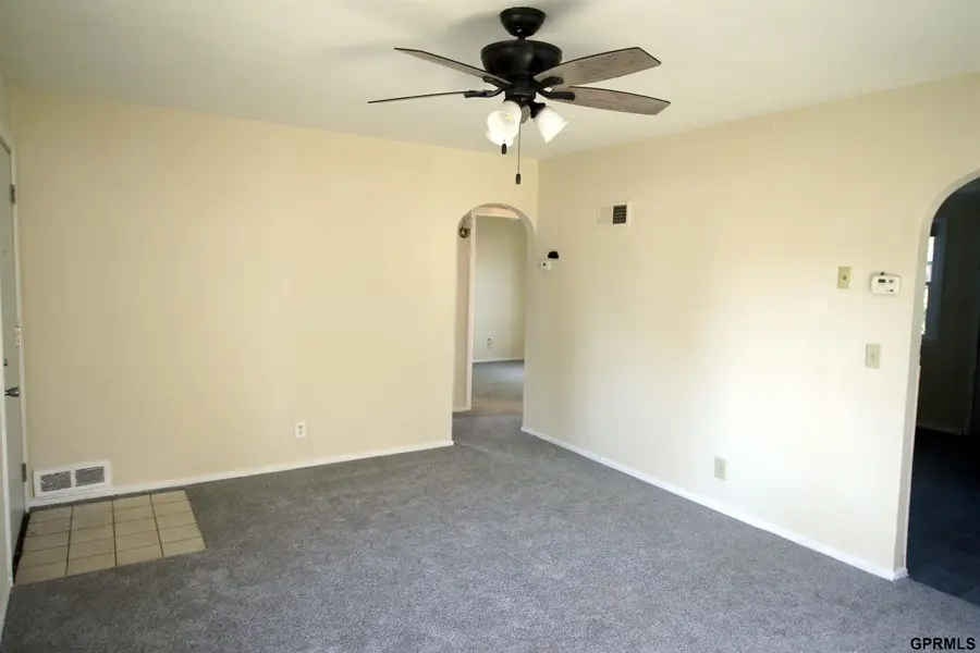 2804 Jefferson Street, Bellevue, NE 68005 - #3