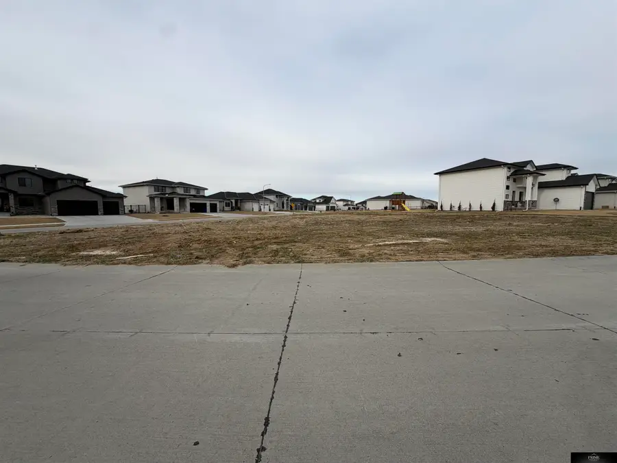 5718 N 209 Street, Elkhorn, NE 68022 - #2