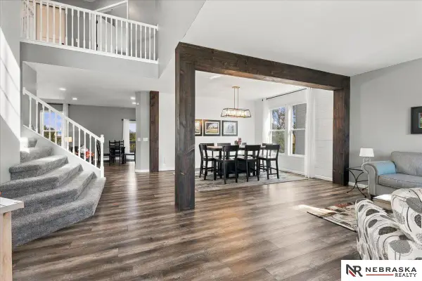 15820 Rosewater Parkway, Bennington, NE 68007