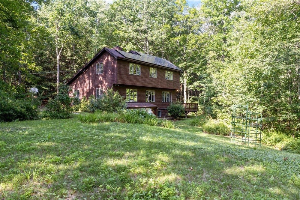 10 Sheep Road, Lee, NH 03861 BHGRE