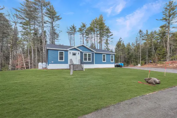 53 Sunrise Hill Road, Thornton, NH 03285