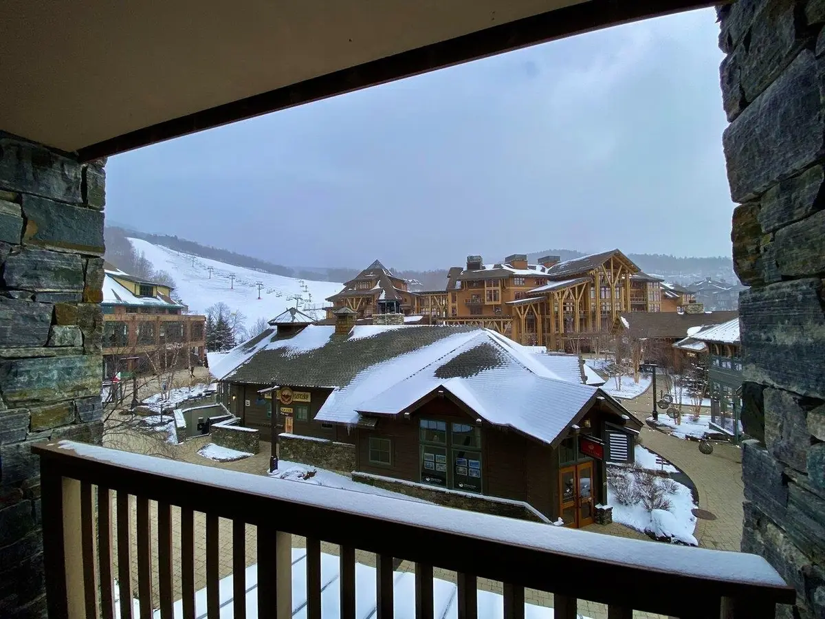 7412 Mountain Road #301, Stowe, VT 05672 - Image #1