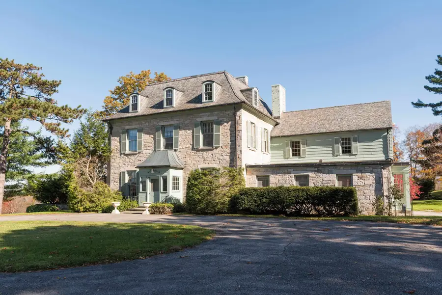 1086 West Road, Bennington, VT 05201 - Image #2