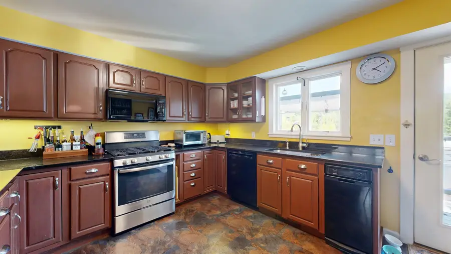 660 VT Route 15, Underhill, VT 05489 - Image #2