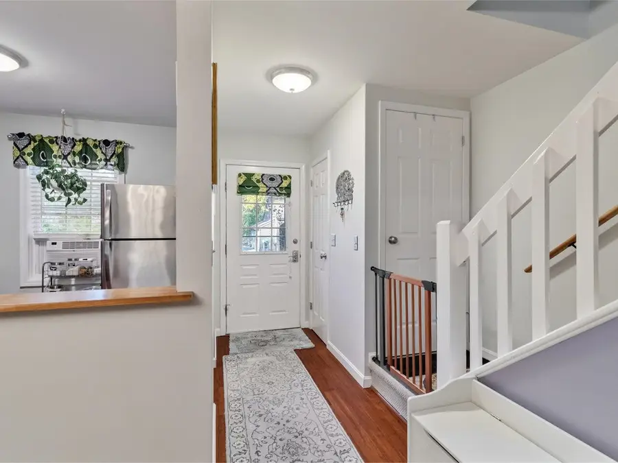 254 Twin Oaks Terrace, South Burlington, VT 05403 - Image #3