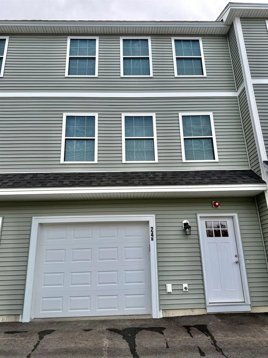 24 Sera Drive #B, Nottingham, NH 03290 - Image #2